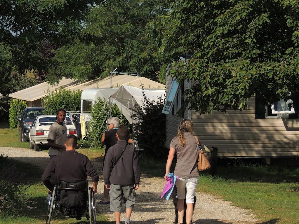 Camping L'Arada Parc Sonzay Exterior foto