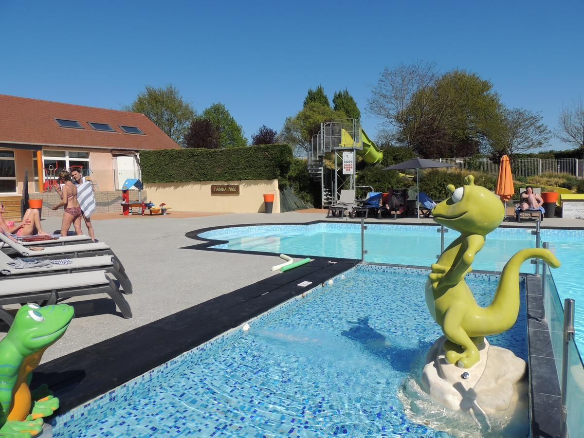 Camping L'Arada Parc Sonzay Exterior foto