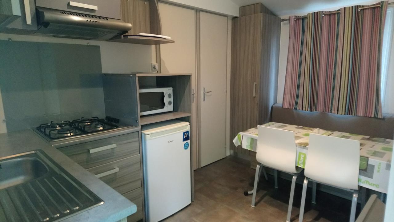 Camping L'Arada Parc Sonzay Exterior foto