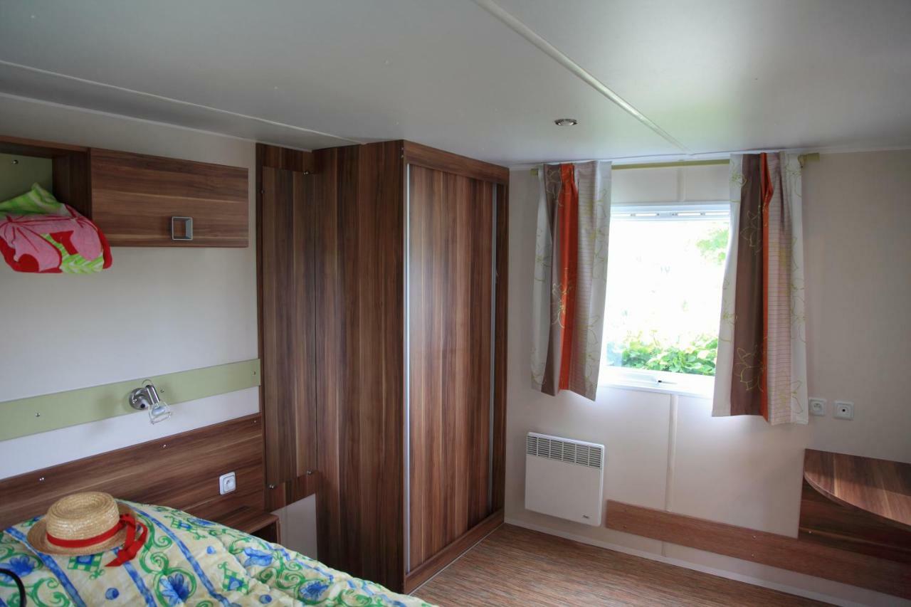 Camping L'Arada Parc Sonzay Exterior foto
